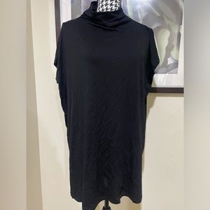 Eileen Fisher black tunic with side slit.  Size S/P